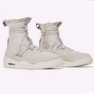 Nike Women's Air Jordan 3 Retro Explorer Lite XX Desert Sand